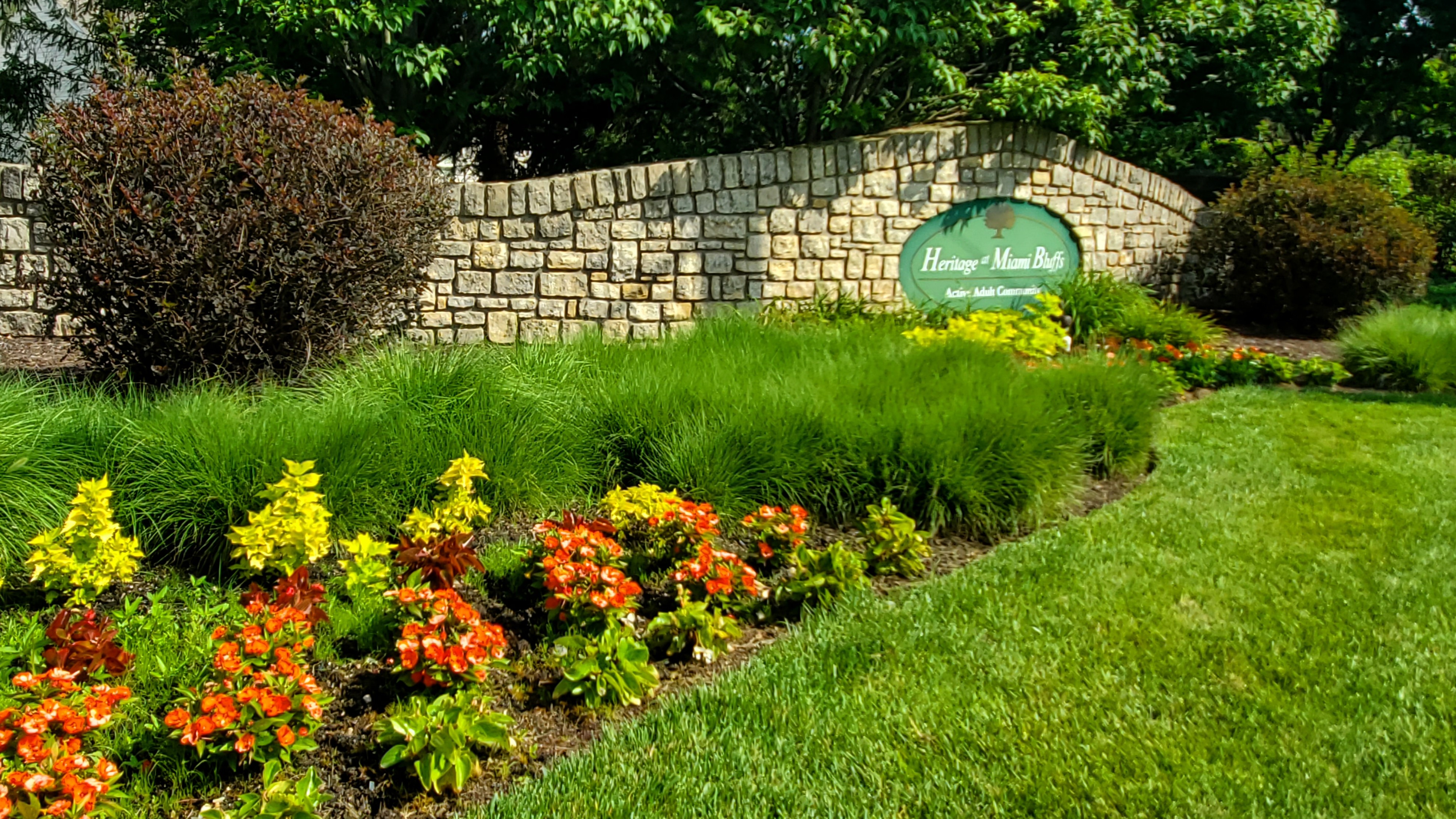 Heritage at Miami Bluffs neighborhood sign