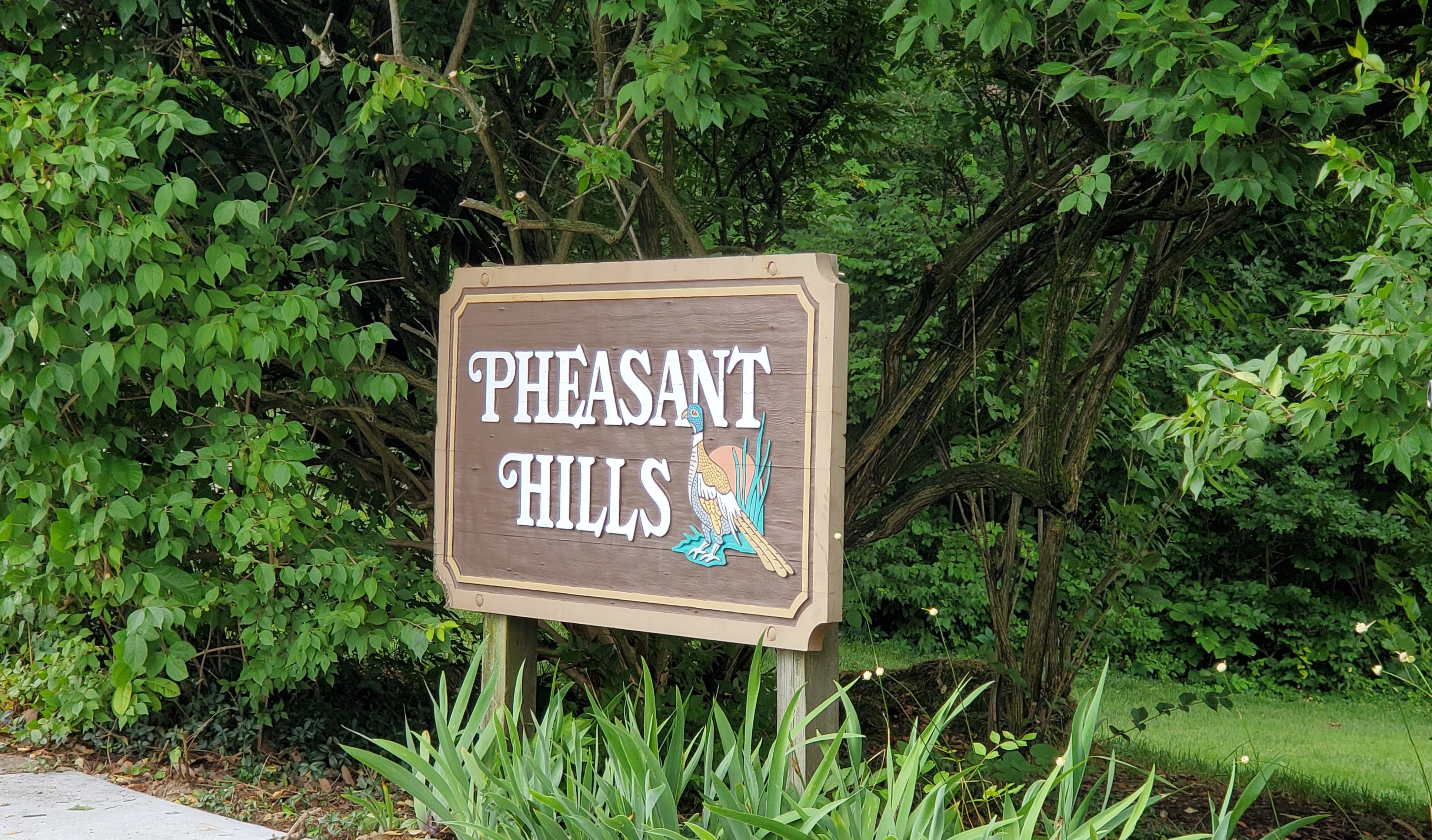 Pheasant Hills neighborhood sign