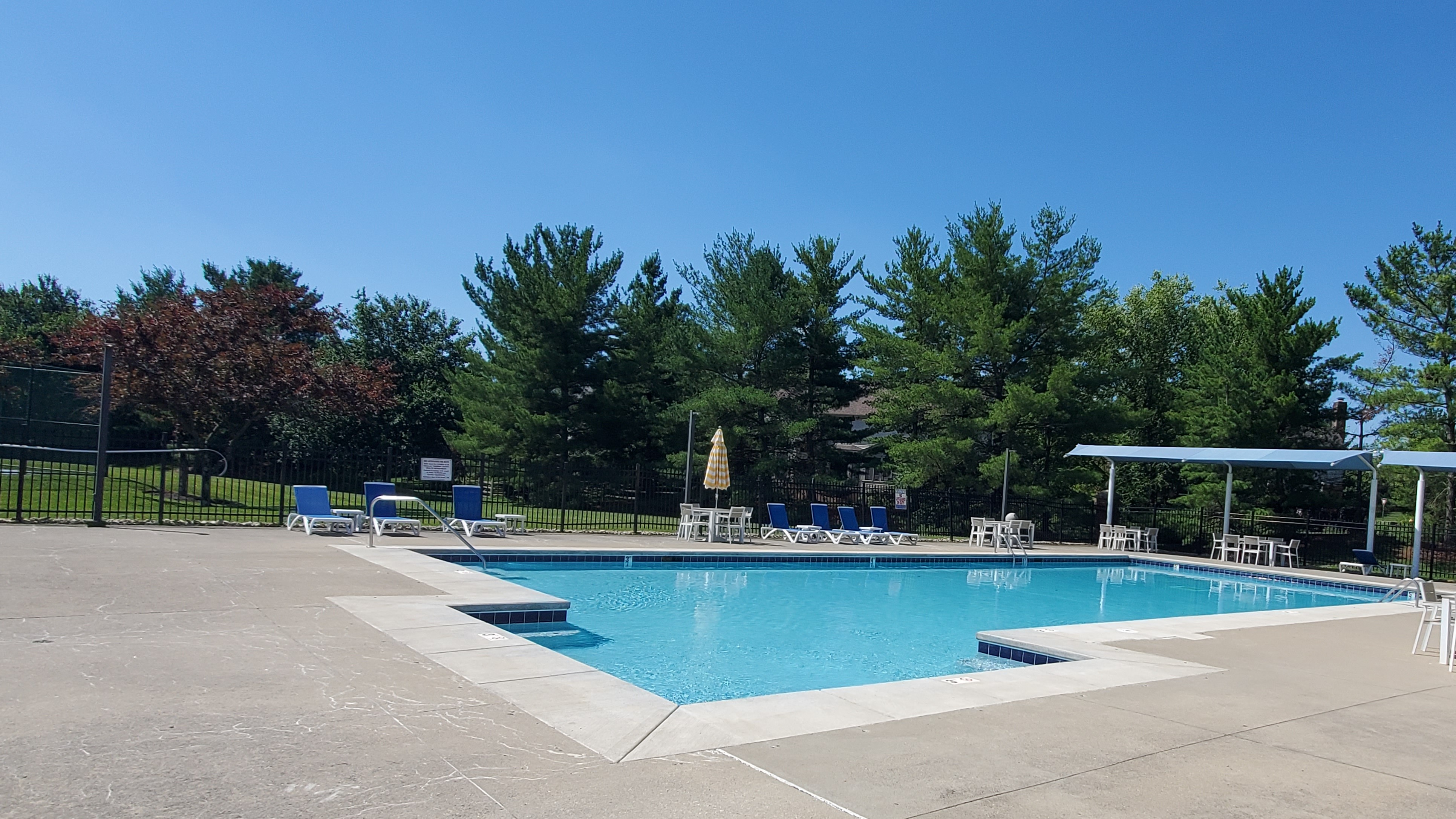 Village Lakes photo 3